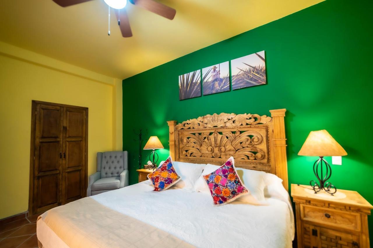 La Casona Chapala Hotell Eksteriør bilde