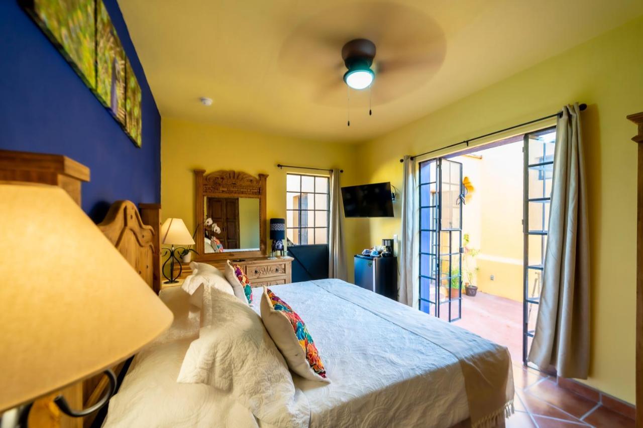 La Casona Chapala Hotell Eksteriør bilde
