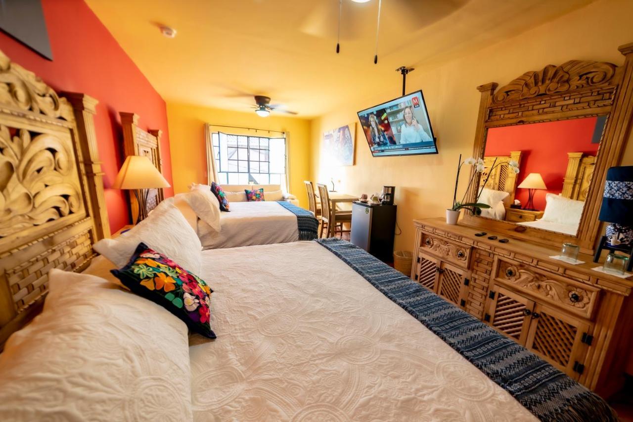 La Casona Chapala Hotell Eksteriør bilde