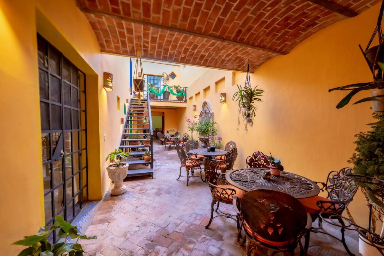 La Casona Chapala Hotell Eksteriør bilde